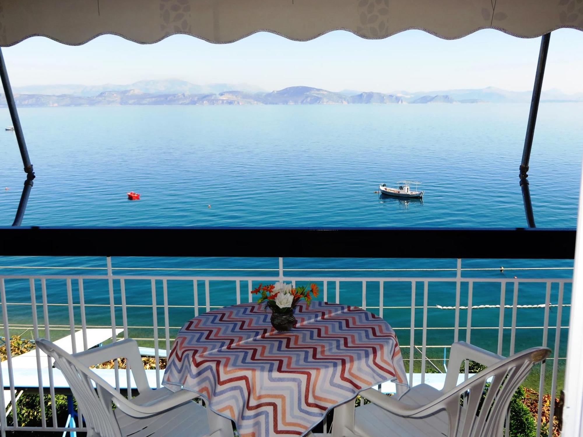 Blue Sky Apartments & Rooms Xiropigado Quarto foto